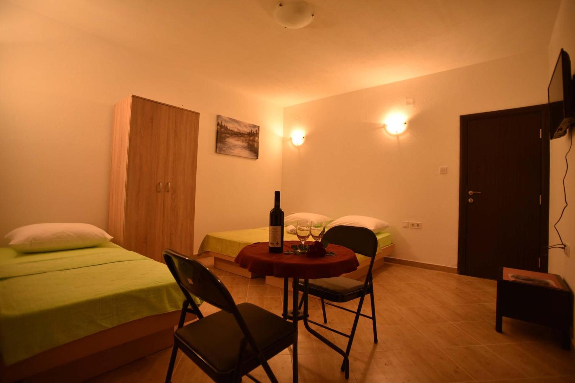Apartmani Mihovic - Jaz Μπούντβα Εξωτερικό φωτογραφία