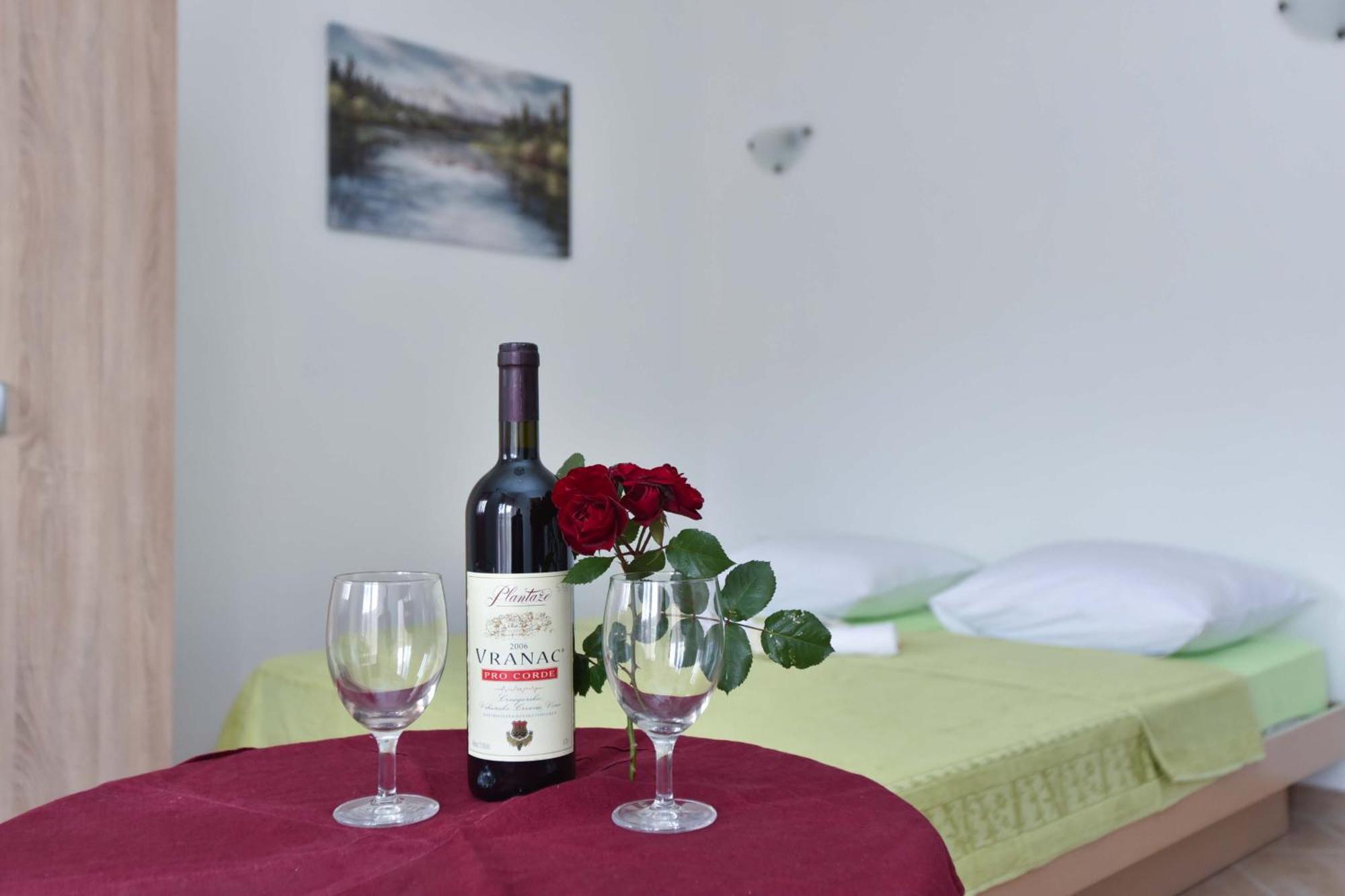 Apartmani Mihovic - Jaz Μπούντβα Εξωτερικό φωτογραφία