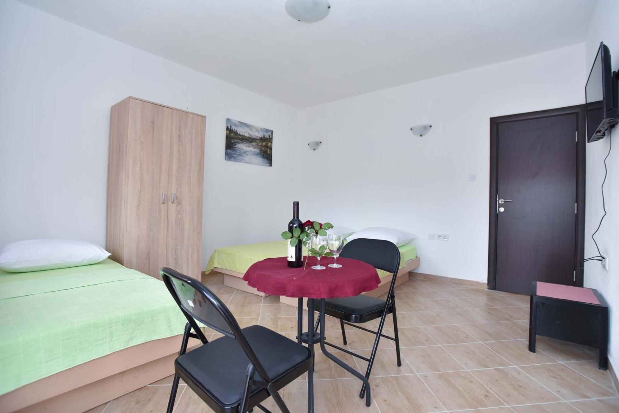 Apartmani Mihovic - Jaz Μπούντβα Εξωτερικό φωτογραφία