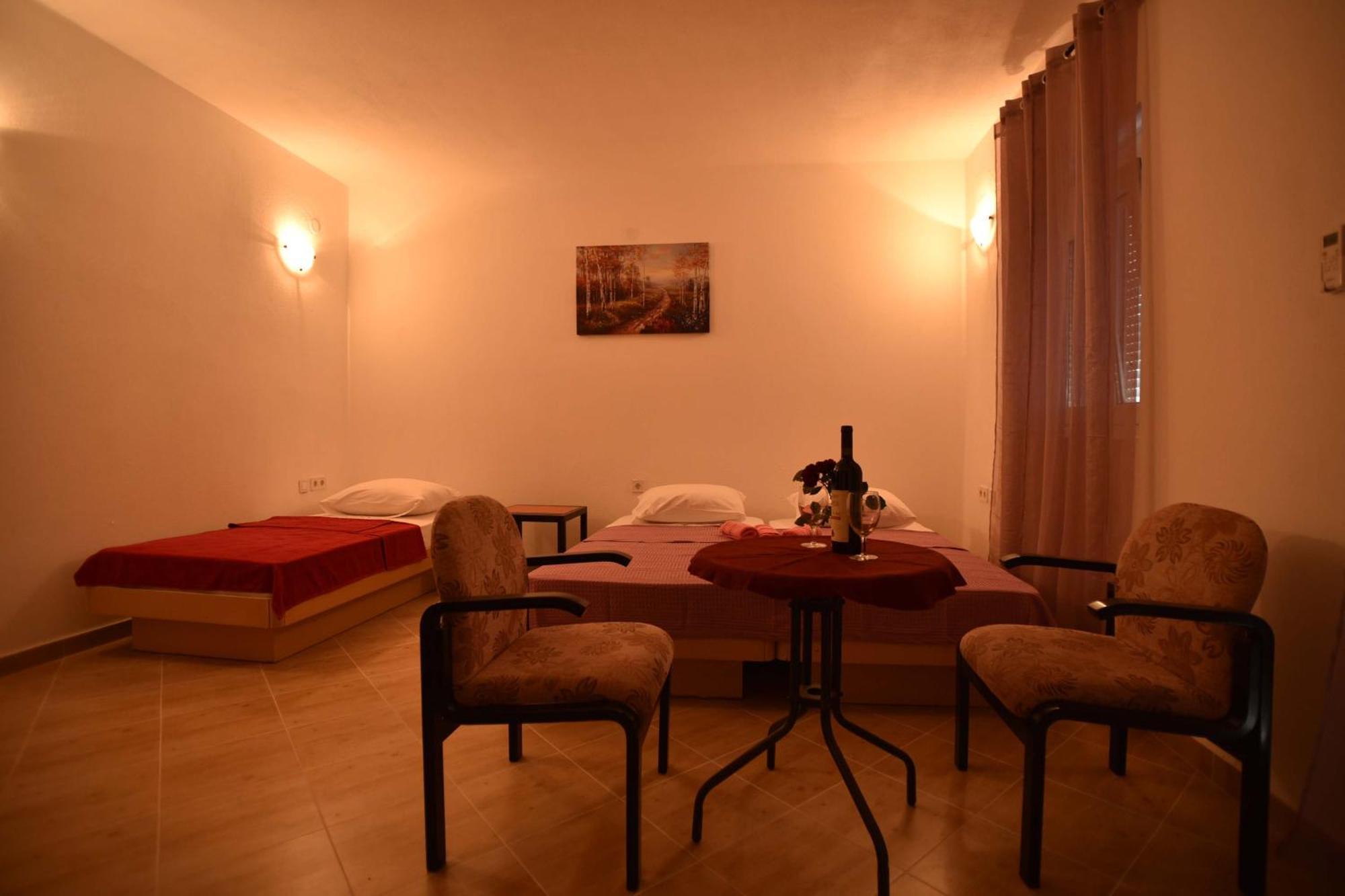 Apartmani Mihovic - Jaz Μπούντβα Εξωτερικό φωτογραφία