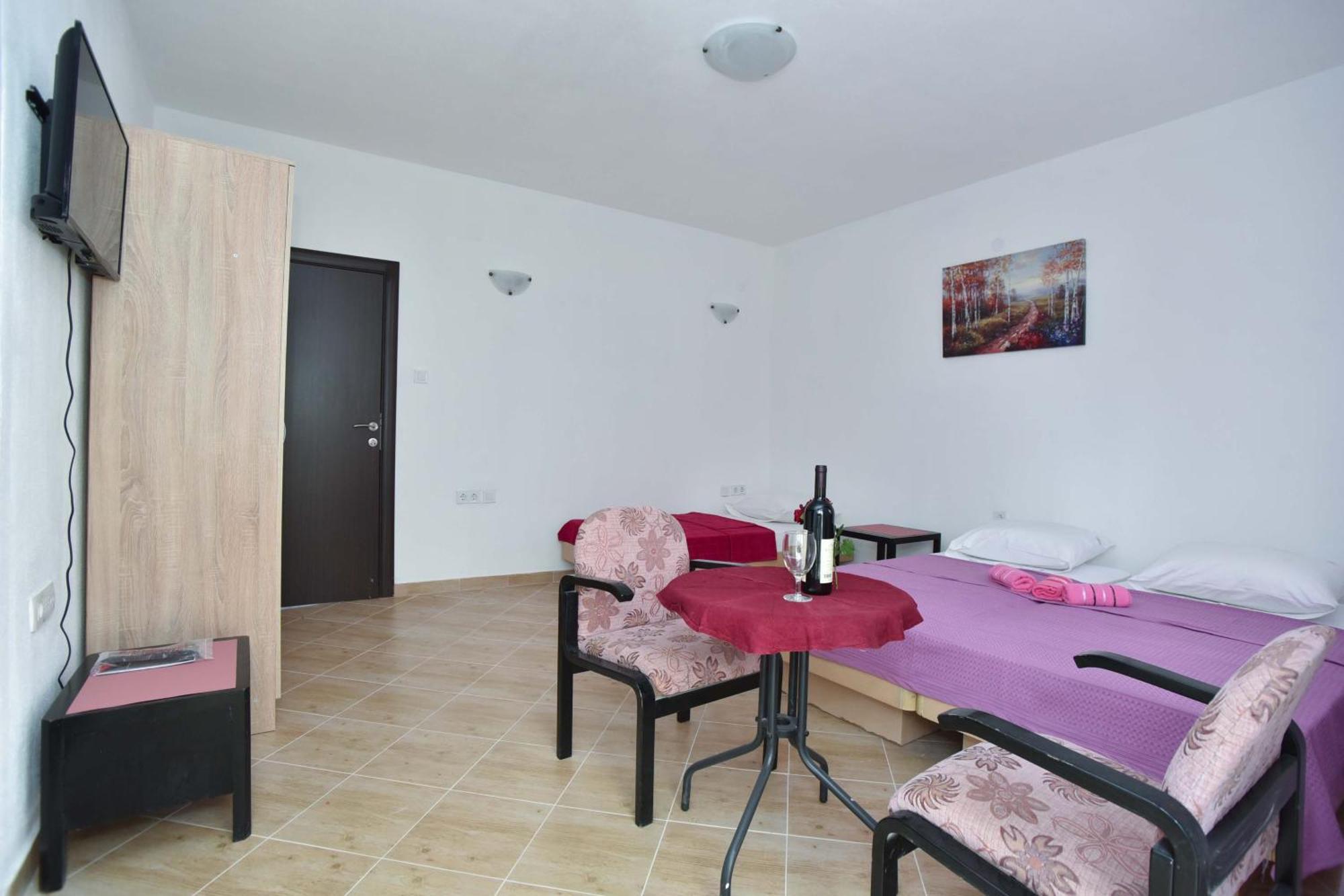 Apartmani Mihovic - Jaz Μπούντβα Εξωτερικό φωτογραφία
