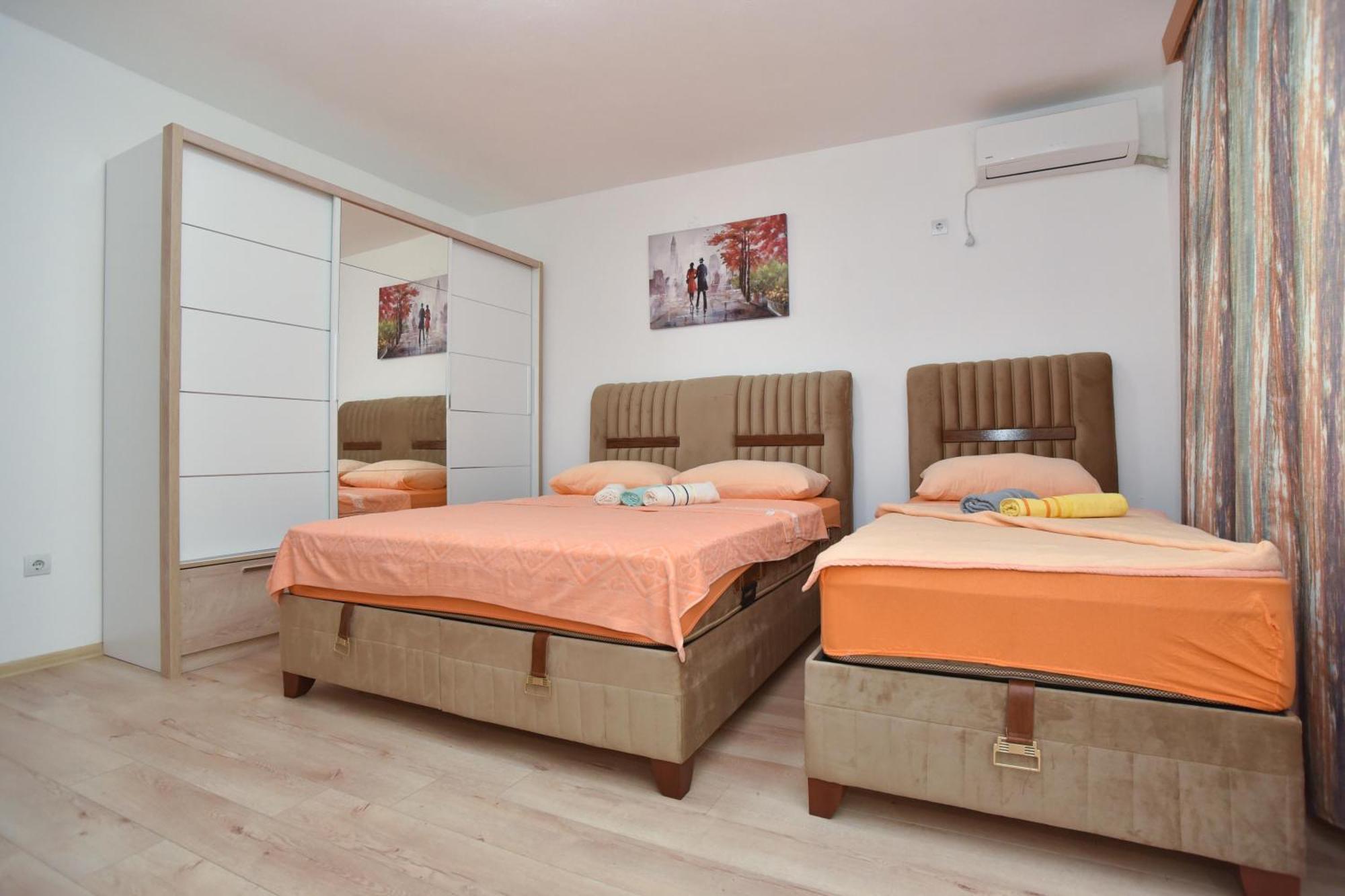 Apartmani Mihovic - Jaz Μπούντβα Εξωτερικό φωτογραφία